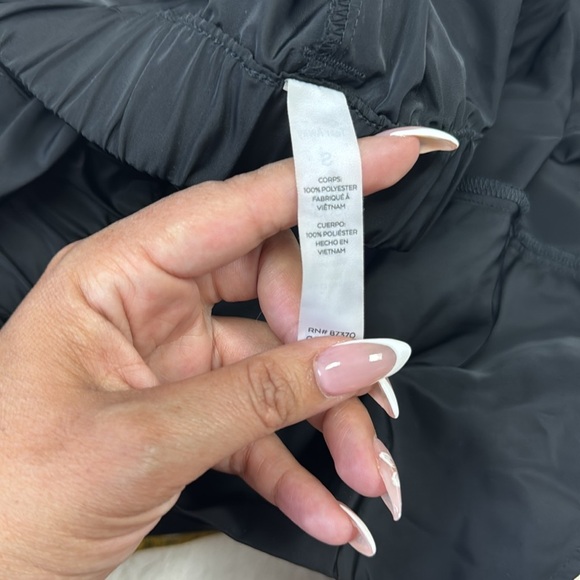 ALO Yoga Black Cargo women’s pants size Small - Picture 10 of 10